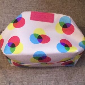 GIVEAWAY ENDING 6/17/24 BUNDLE SHOWING ITEMS